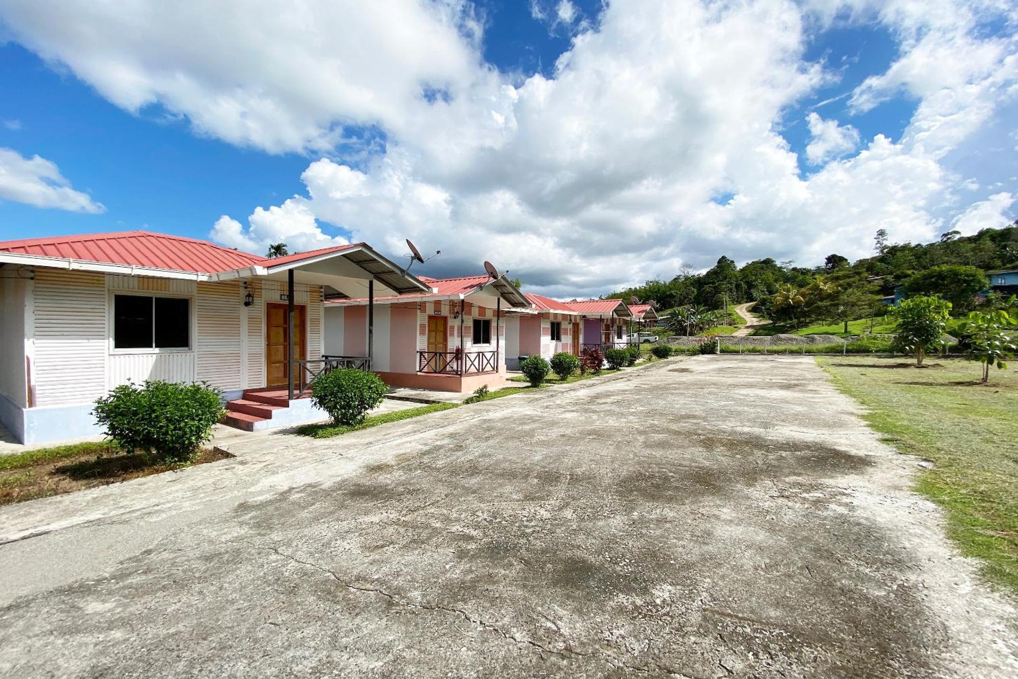 Oyo 90284 Kampung Stay Kilimu Ranau Exteriér fotografie